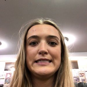 Meet your Posher, Adele